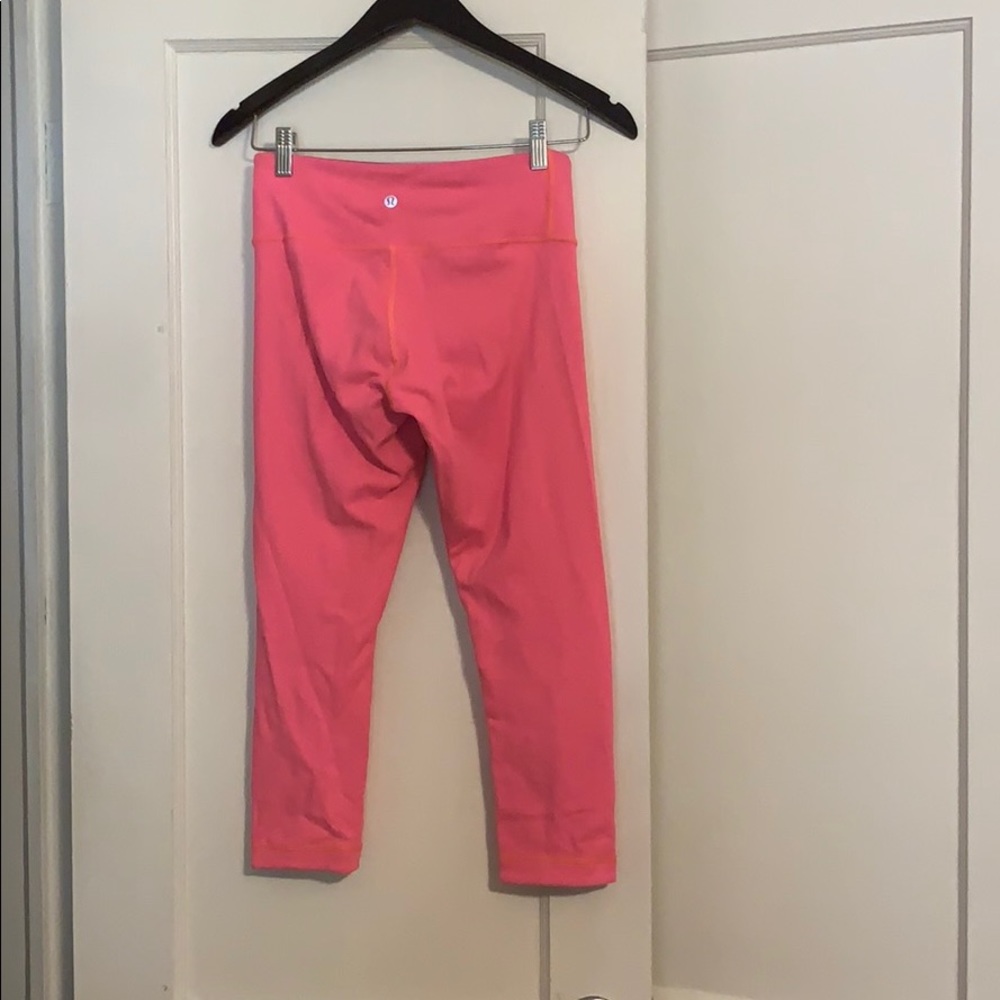 Lululemon cropped Leggings- Reversible